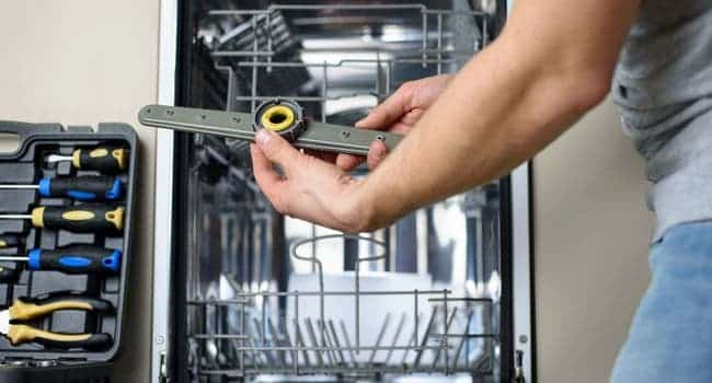 cleaning dishwasher